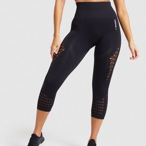 Black Gymshark Capri Leggings